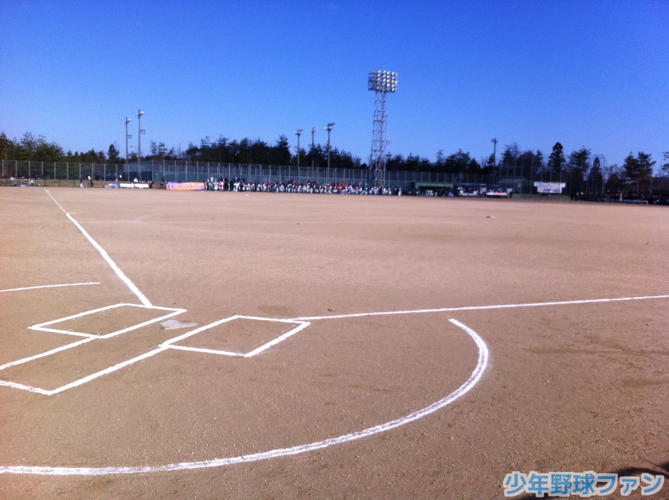 親が子供にさせたいスポーツは 野球 サッカー 少年野球ファンクラブ